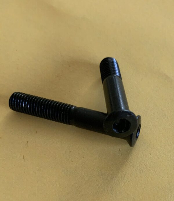 700 OEM screws